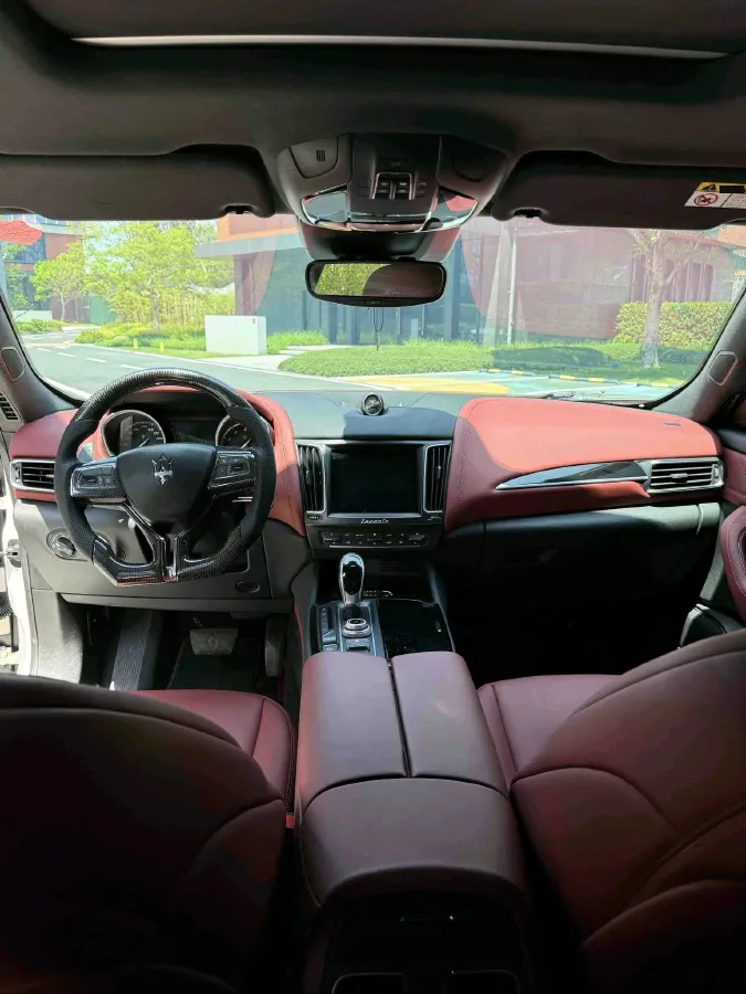 2018 Maserati Levante 3.0T 350HP V6 8AT,autocango,china used car exporter,china ev exporter,chinese used car exporter,chinese used ev exporter