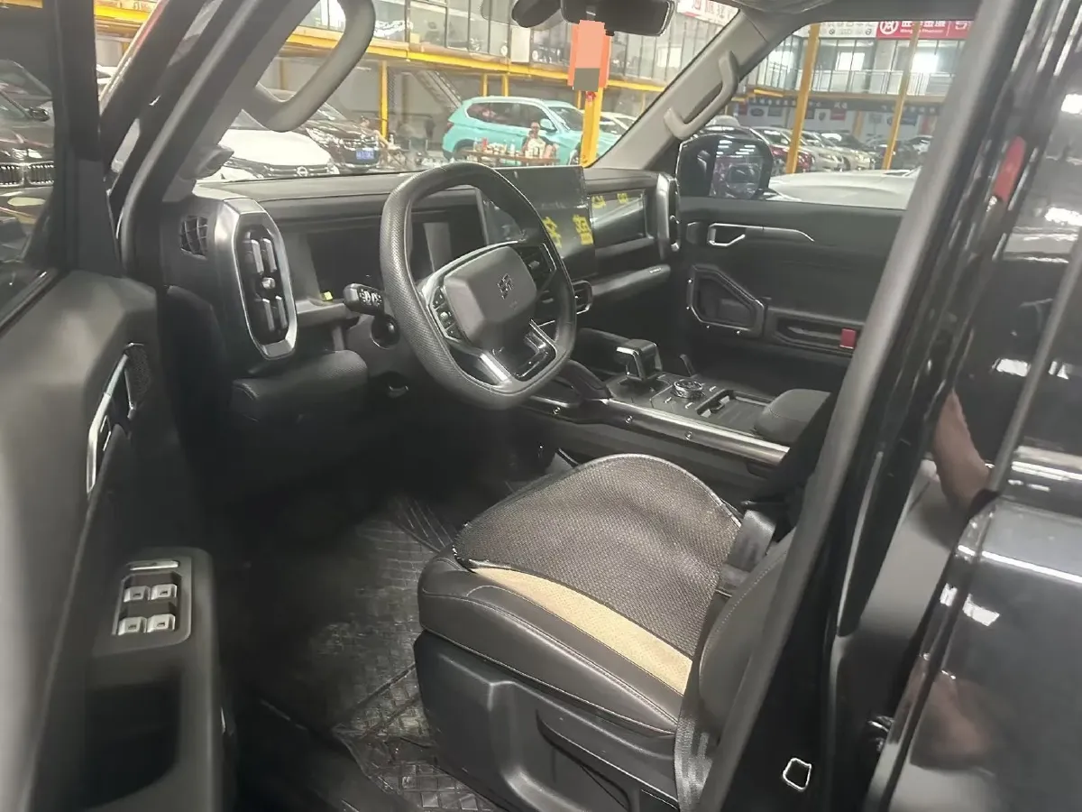 2023 Jetour Traveller 1.5T 184HP L4 7DCT,autocango,china used car exporter,china ev exporter,chinese used car exporter,chinese used ev exporter