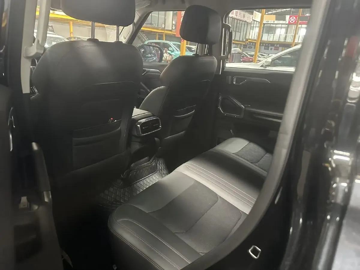 2023 Jetour Traveller 1.5T 184HP L4 7DCT,autocango,china used car exporter,china ev exporter,chinese used car exporter,chinese used ev exporter