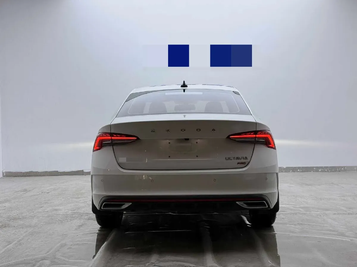 2021 Skoda Octavia 1.4T 150HP L4 7DCT,autocango,china used car exporter,china ev exporter,chinese used car exporter,chinese used ev exporter