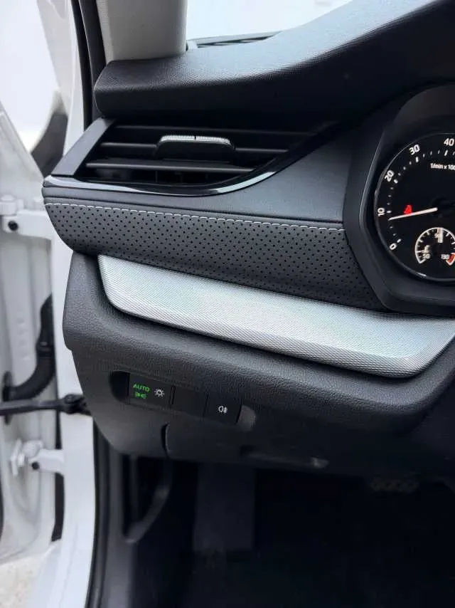 2021 Skoda Octavia 1.4T 150HP L4 7DCT,autocango,china used car exporter,china ev exporter,chinese used car exporter,chinese used ev exporter