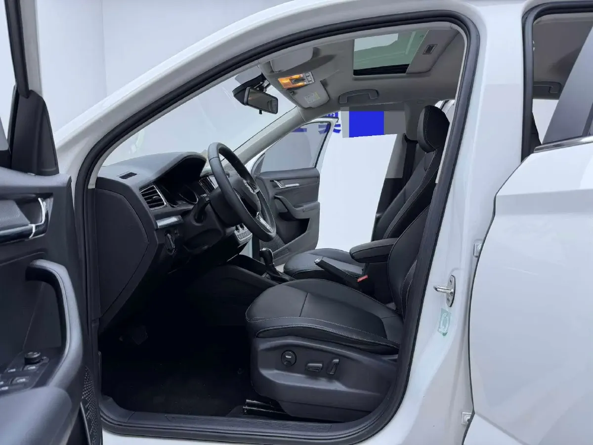 2022 Skoda Kamiq 1.5L 112HP L4 6AT,autocango,china used car exporter,china ev exporter,chinese used car exporter,chinese used ev exporter