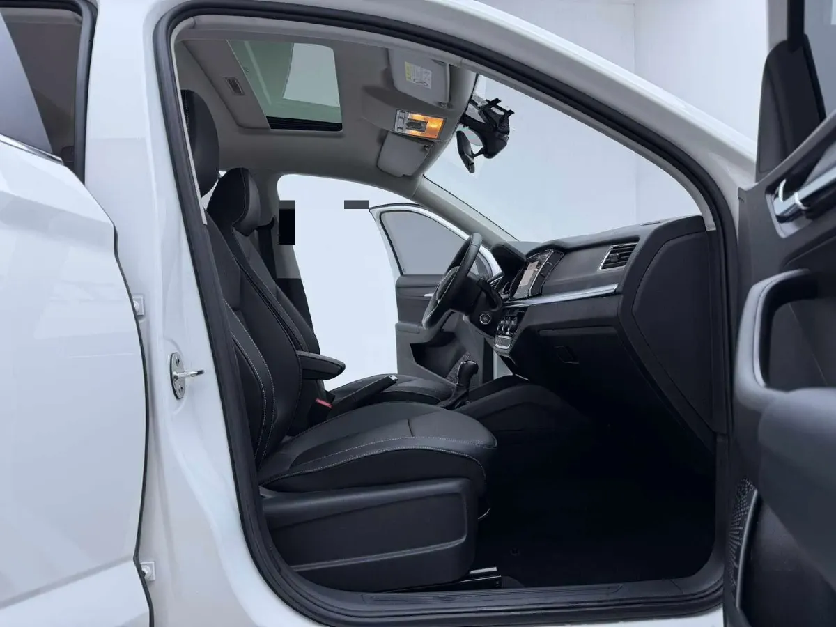 2022 Skoda Kamiq 1.5L 112HP L4 6AT,autocango,china used car exporter,china ev exporter,chinese used car exporter,chinese used ev exporter