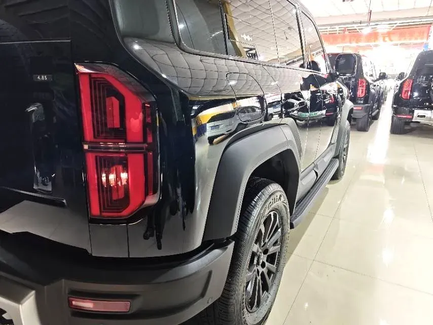 2023 FangChengBao Bao 5 1.5T 194HP L4 E-CVT PHEV 31.8KWH,autocango,china used car exporter,china ev exporter,chinese used car exporter,chinese used ev exporter