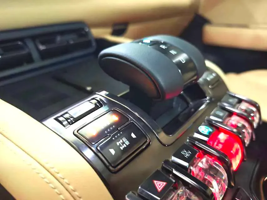 2023 FangChengBao Bao 5 1.5T 194HP L4 E-CVT PHEV 31.8KWH,autocango,china used car exporter,china ev exporter,chinese used car exporter,chinese used ev exporter