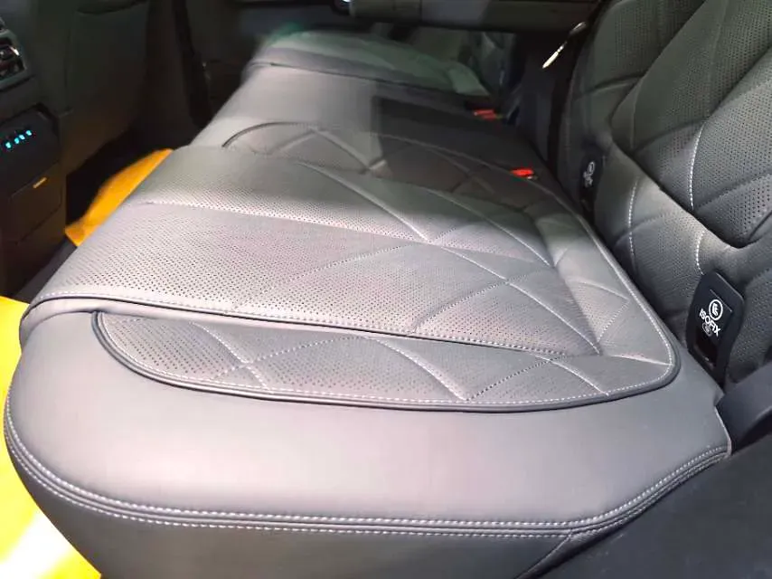 2025 FangChengBao Bao 5 1.5T 194HP L4 E-CVT PHEV 31.8KWH,autocango,china used car exporter,china ev exporter,chinese used car exporter,chinese used ev exporter