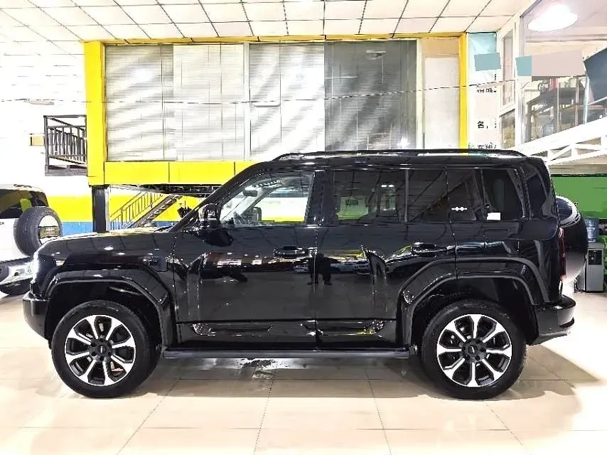 2025 FangChengBao Bao 5 1.5T 194HP L4 E-CVT PHEV 31.8KWH,autocango,china used car exporter,china ev exporter,chinese used car exporter,chinese used ev exporter