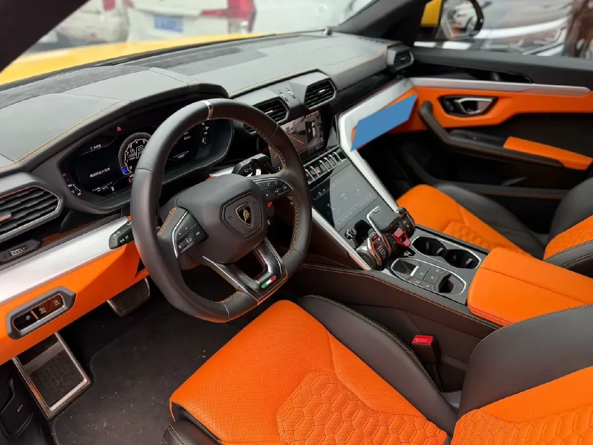 2021 Lamborghini Urus 4.0T 641HP V8 8AT,autocango,china used car exporter,china ev exporter,chinese used car exporter,chinese used ev exporter