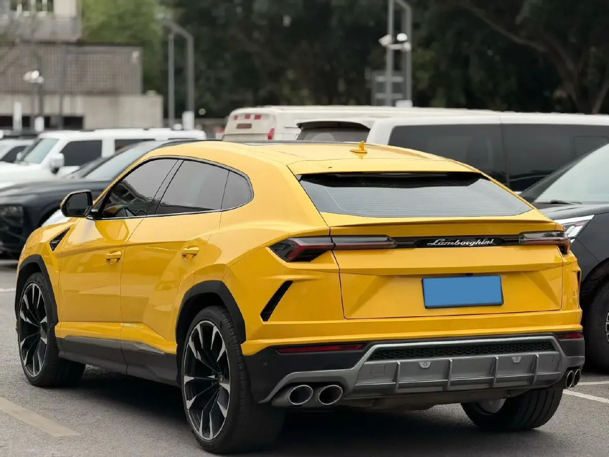 2021 Lamborghini Urus 4.0T 641HP V8 8AT,autocango,china used car exporter,china ev exporter,chinese used car exporter,chinese used ev exporter