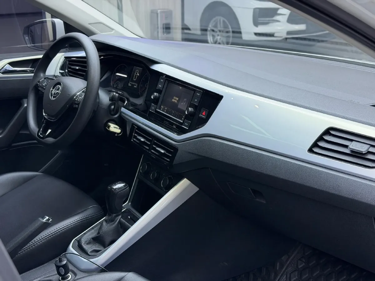 2019 Volkswagen Polo 1.5L 113HP L4 6AT,autocango,china used car exporter,china ev exporter,chinese used car exporter,chinese used ev exporter