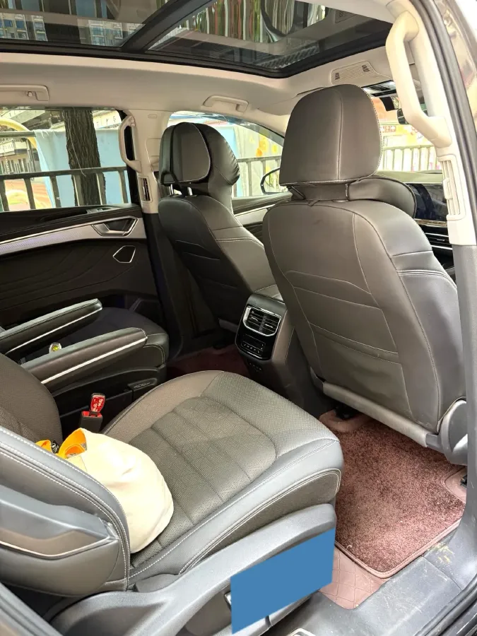 2023 Volkswagen Talagon 2.0T 220HP L4 7DCT,autocango,china used car exporter,china ev exporter,chinese used car exporter,chinese used ev exporter