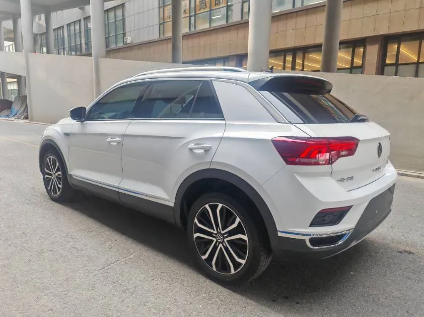 2022 Volkswagen T-Roc 1.4T 150HP L4 7DCT,autocango,china used car exporter,china ev exporter,chinese used car exporter,chinese used ev exporter