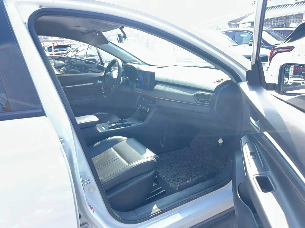 2021 Weltmeister E.5 BEV 49.92KWH,autocango,china used car exporter,china ev exporter,chinese used car exporter,chinese used ev exporter