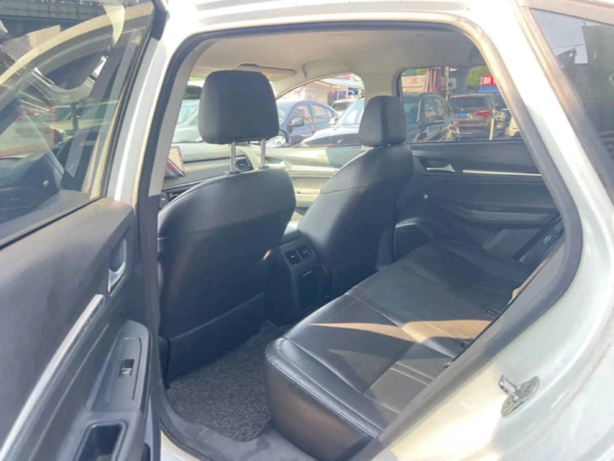 2021 Weltmeister E.5 BEV 49.92KWH,autocango,china used car exporter,china ev exporter,chinese used car exporter,chinese used ev exporter