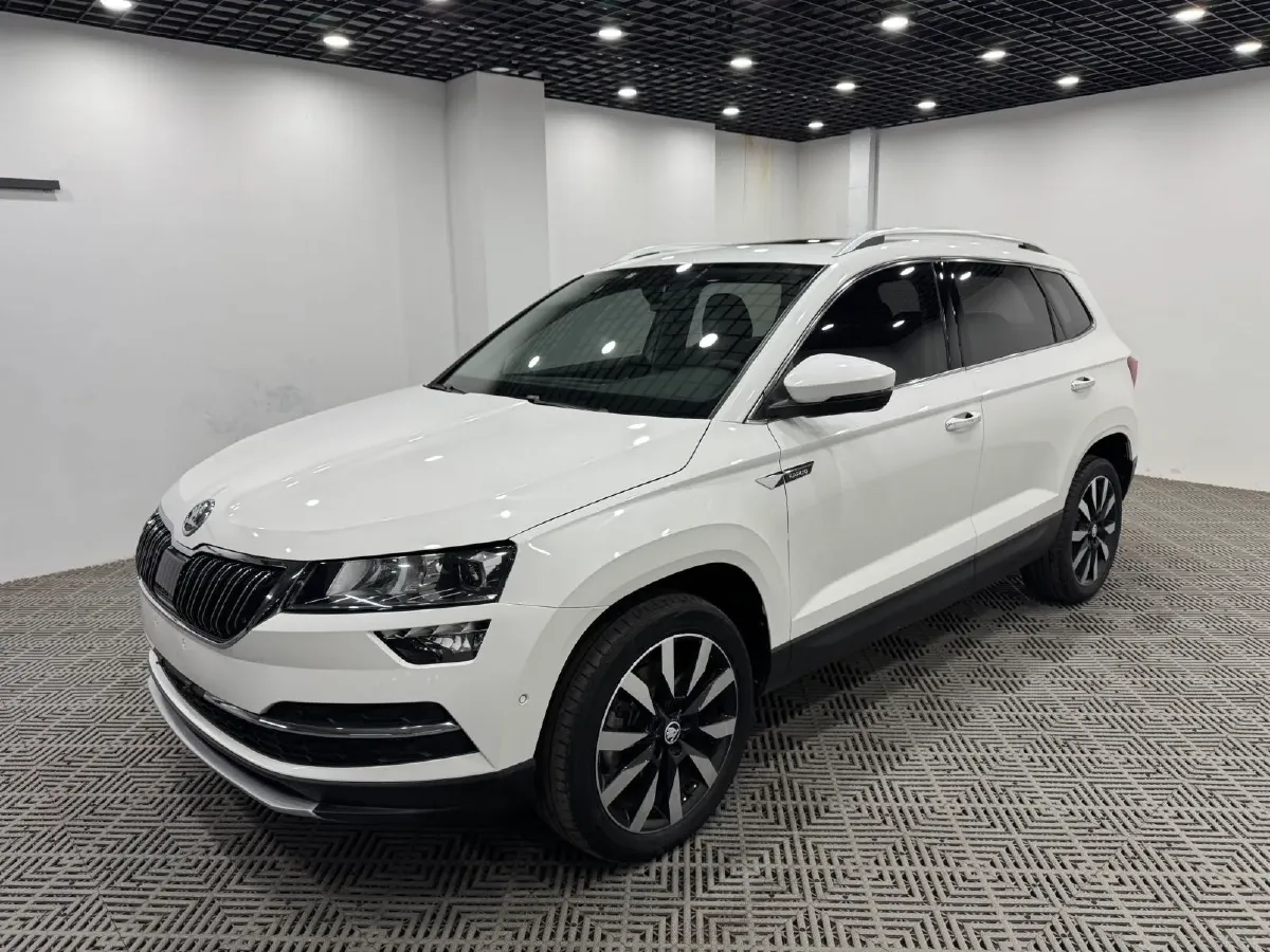 2021 Skoda Karoq 1.4T 150HP L4 7DCT,autocango,china used car exporter,china ev exporter,chinese used car exporter,chinese used ev exporter