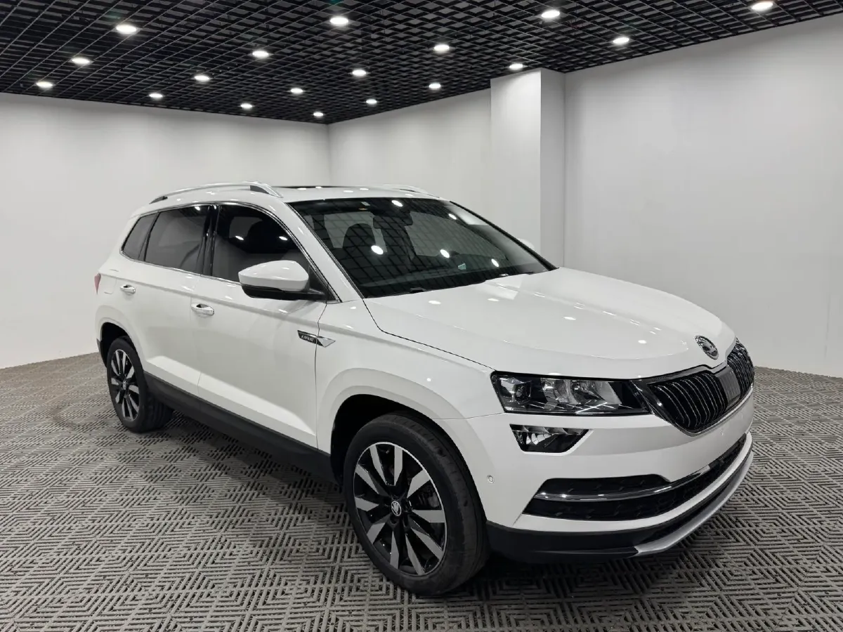 2021 Skoda Karoq 1.4T 150HP L4 7DCT,autocango,china used car exporter,china ev exporter,chinese used car exporter,chinese used ev exporter