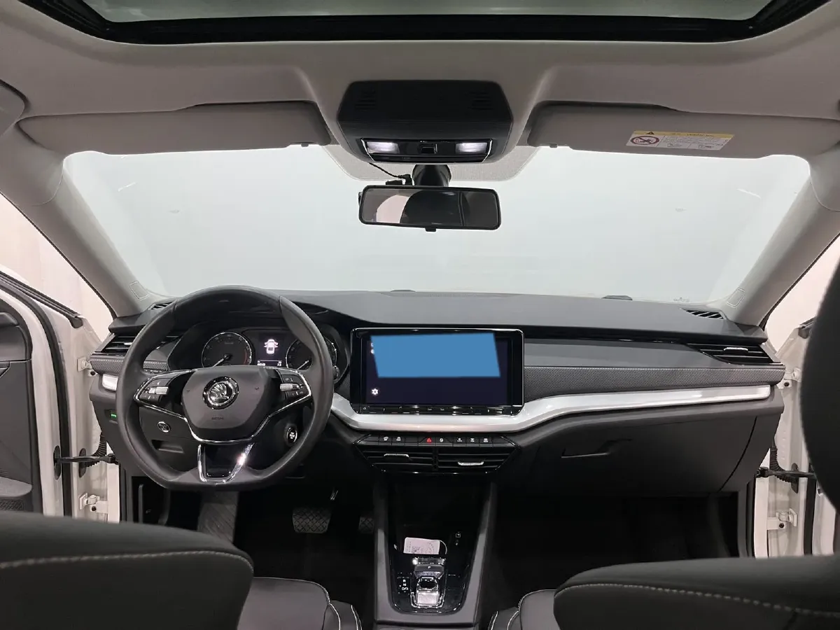 2022 Skoda Octavia 1.4T 150HP L4 7DCT,autocango,china used car exporter,china ev exporter,chinese used car exporter,chinese used ev exporter