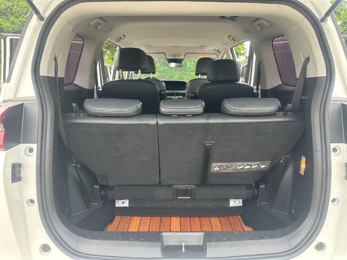 2021 GAC Trumpchi M6 1.5T 169HP L4 7DCT,autocango,china used car exporter,china ev exporter,chinese used car exporter,chinese used ev exporter