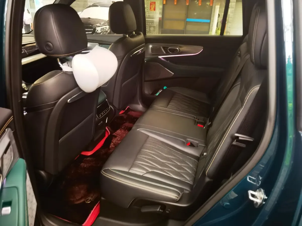 2022 GAC Trumpchi GS8 2.0T 252HP L4 8AT,autocango,china used car exporter,china ev exporter,chinese used car exporter,chinese used ev exporter