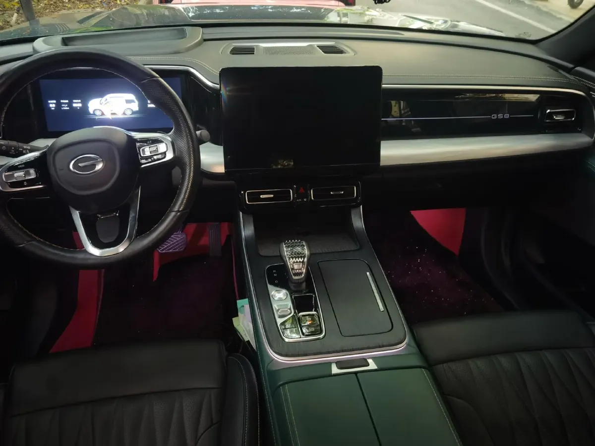 2022 GAC Trumpchi GS8 2.0T 252HP L4 8AT,autocango,china used car exporter,china ev exporter,chinese used car exporter,chinese used ev exporter