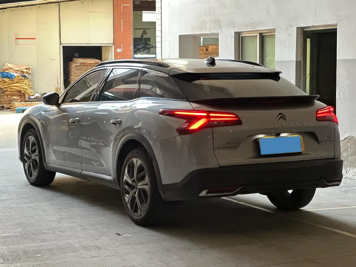 2021 Citroen C5 X 1.6T 175HP L4 8AT,autocango,china used car exporter,china ev exporter,chinese used car exporter,chinese used ev exporter