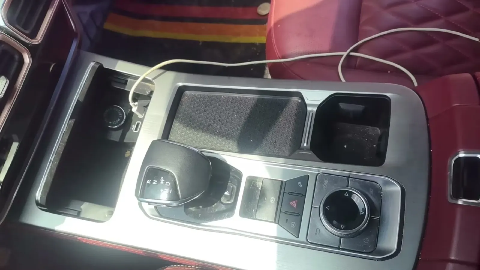 2023 Jetour X70 PRO 1.5T 156HP L4 6DCT,autocango,china used car exporter,china ev exporter,chinese used car exporter,chinese used ev exporter