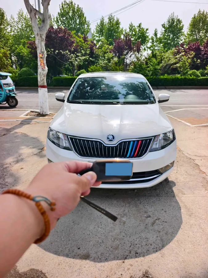 2018 Skoda Rapid 1.6L 110HP L4 6AT,autocango,china used car exporter,china ev exporter,chinese used car exporter,chinese used ev exporter