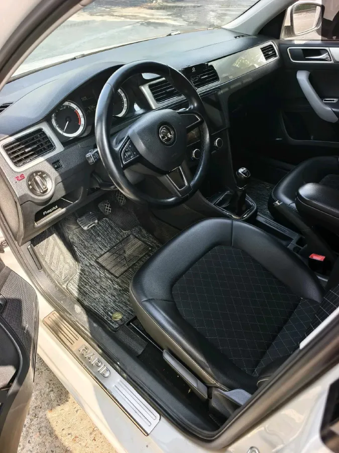 2018 Skoda Rapid 1.6L 110HP L4 6AT,autocango,china used car exporter,china ev exporter,chinese used car exporter,chinese used ev exporter