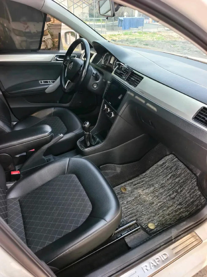 2018 Skoda Rapid 1.6L 110HP L4 6AT,autocango,china used car exporter,china ev exporter,chinese used car exporter,chinese used ev exporter