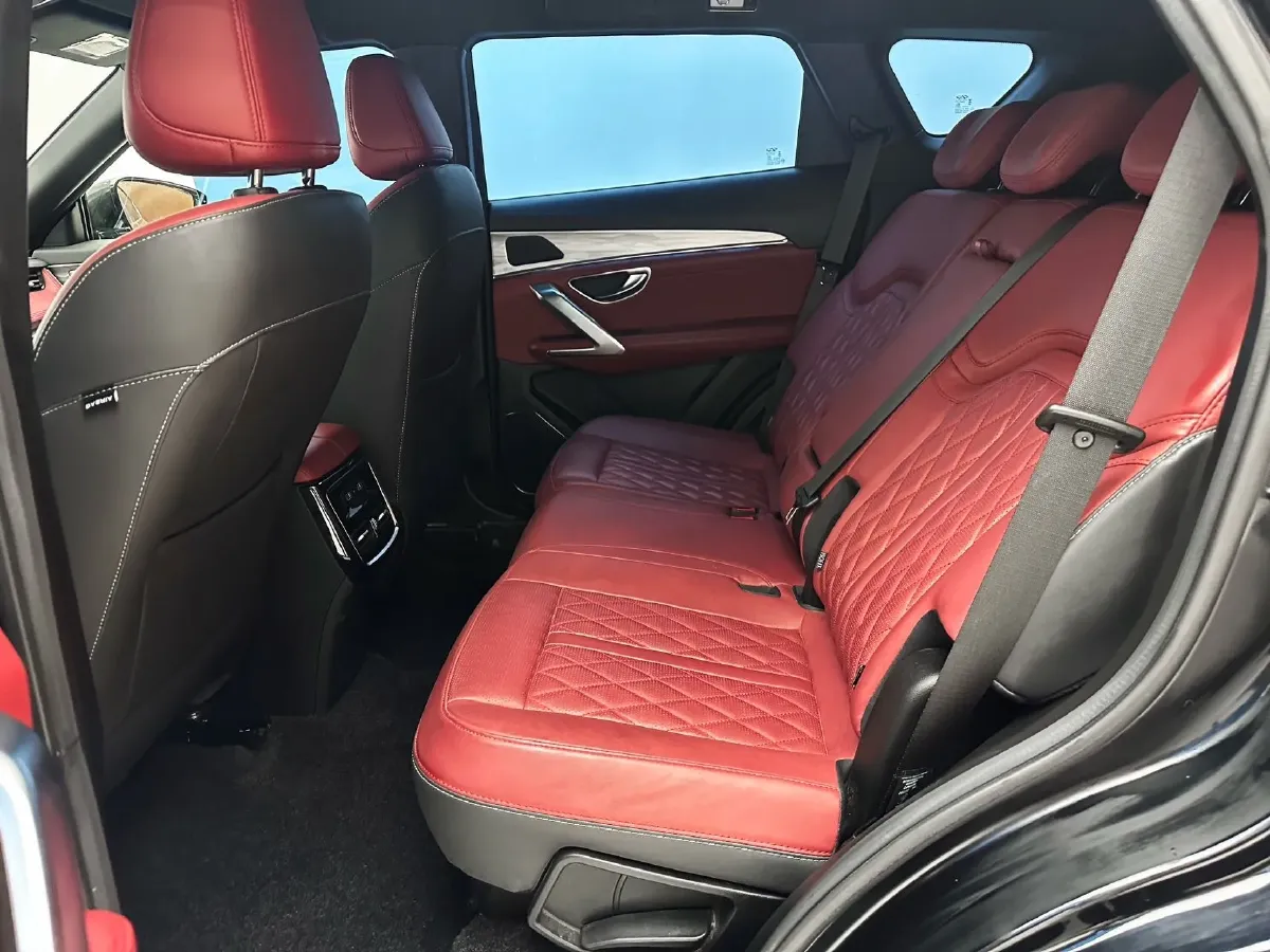 2023 Jetour X70 Plus 1.5T 156HP L4 6DCT,autocango,china used car exporter,china ev exporter,chinese used car exporter,chinese used ev exporter