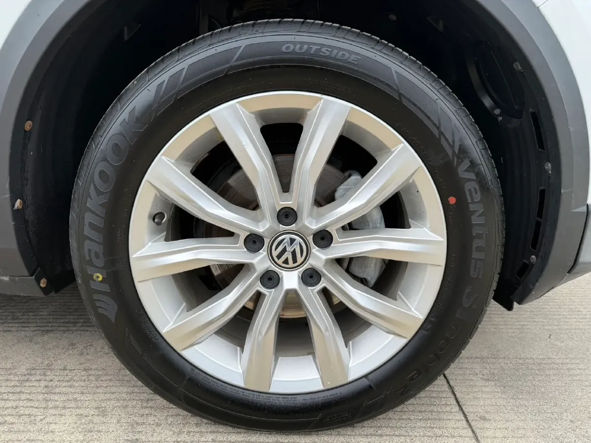 2018 Borgward BX5 1.8T 190HP L4 6AT,autocango,china used car exporter,china ev exporter,chinese used car exporter,chinese used ev exporter