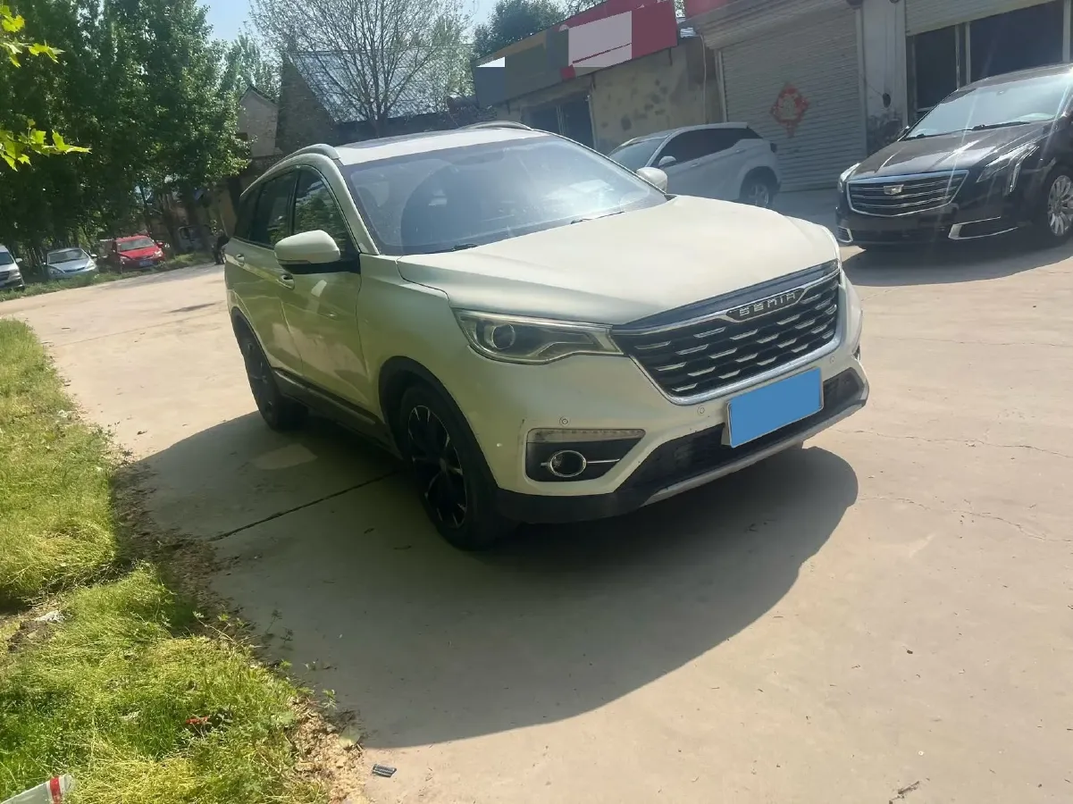 2018 FAW Senia R9 1.2T 143HP L4 5MT,autocango,china used car exporter,china ev exporter,chinese used car exporter,chinese used ev exporter