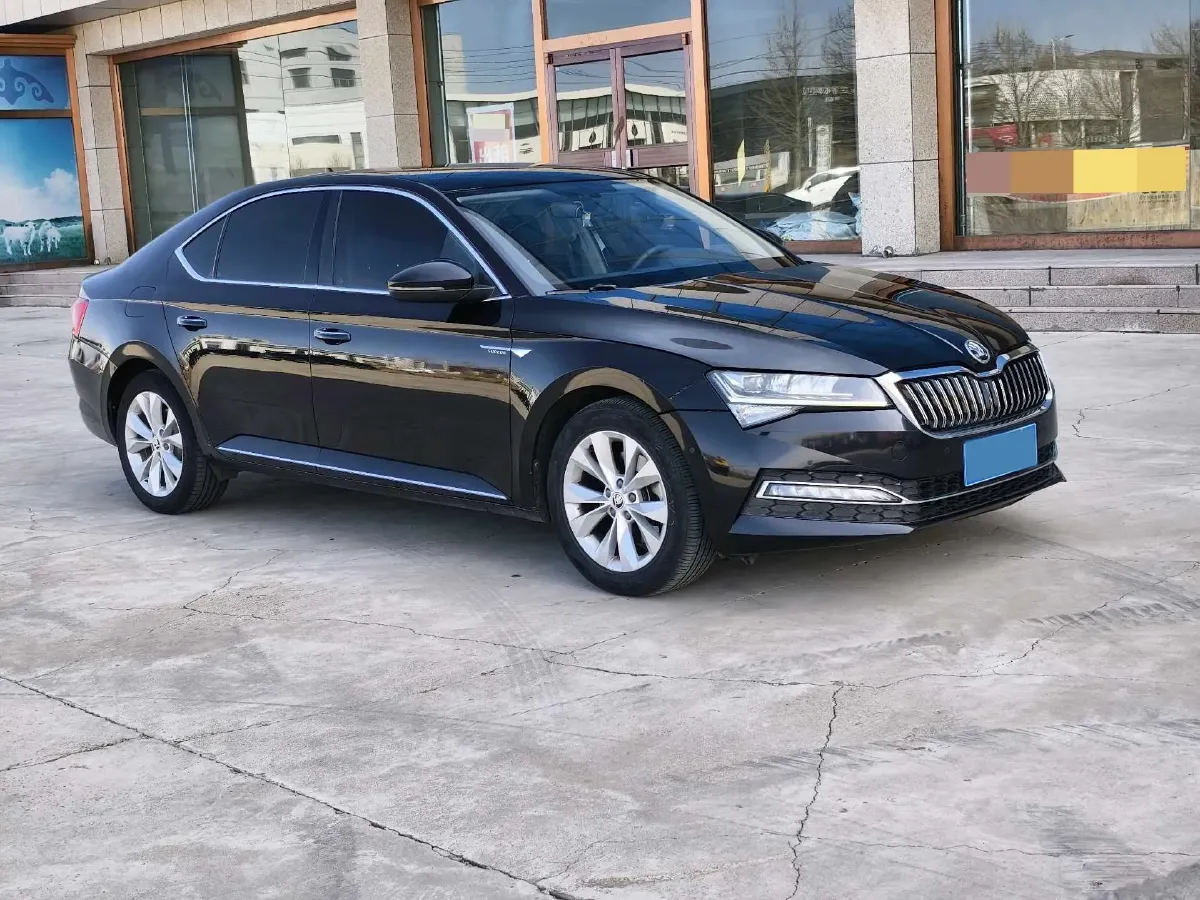 2019 Skoda Superb 1.4T 150HP L4 7DCT,autocango,china used car exporter,china ev exporter,chinese used car exporter,chinese used ev exporter