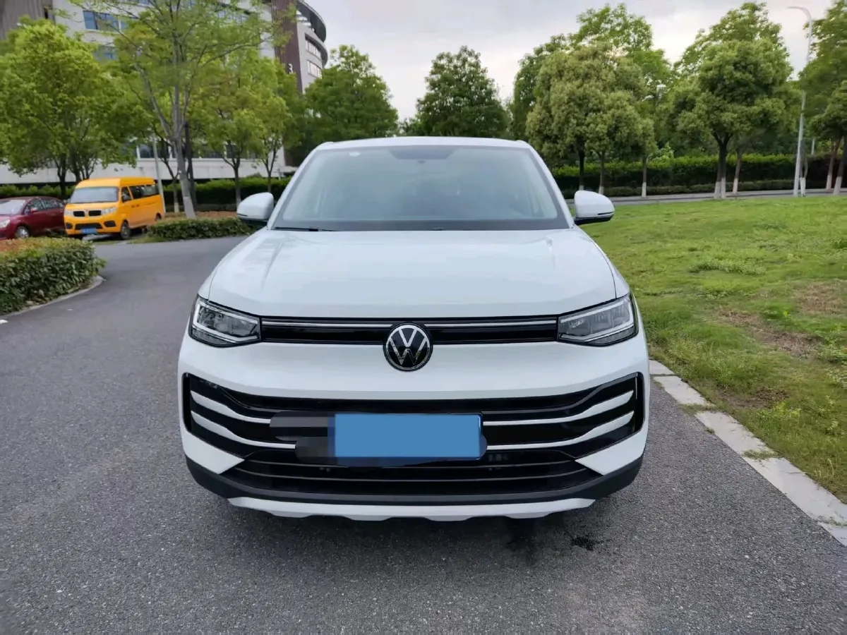 2026 Volkswagen Tharu 1.5L 110HP L4 6AT,autocango,china used car exporter,china ev exporter,chinese used car exporter,chinese used ev exporter