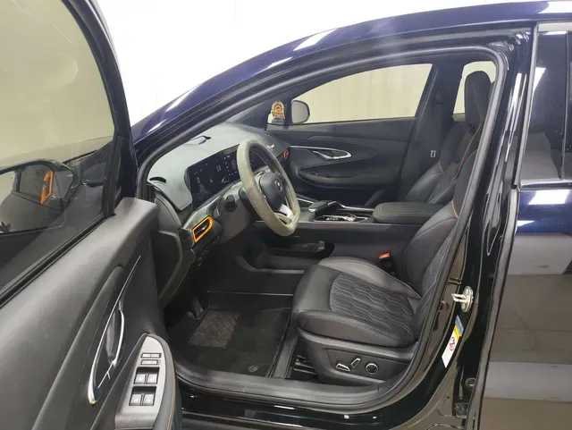 2022 ChangAn UNI-T 1.5T 188HP L4 7DCT,autocango,china used car exporter,china ev exporter,chinese used car exporter,chinese used ev exporter