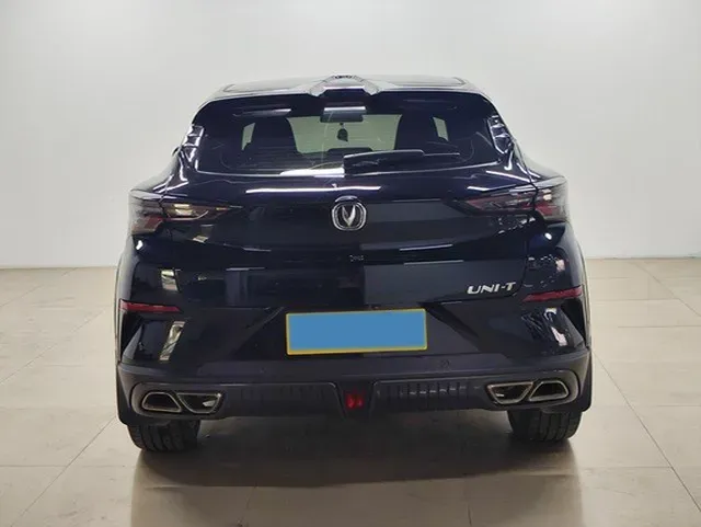 2022 ChangAn UNI-T 1.5T 188HP L4 7DCT,autocango,china used car exporter,china ev exporter,chinese used car exporter,chinese used ev exporter