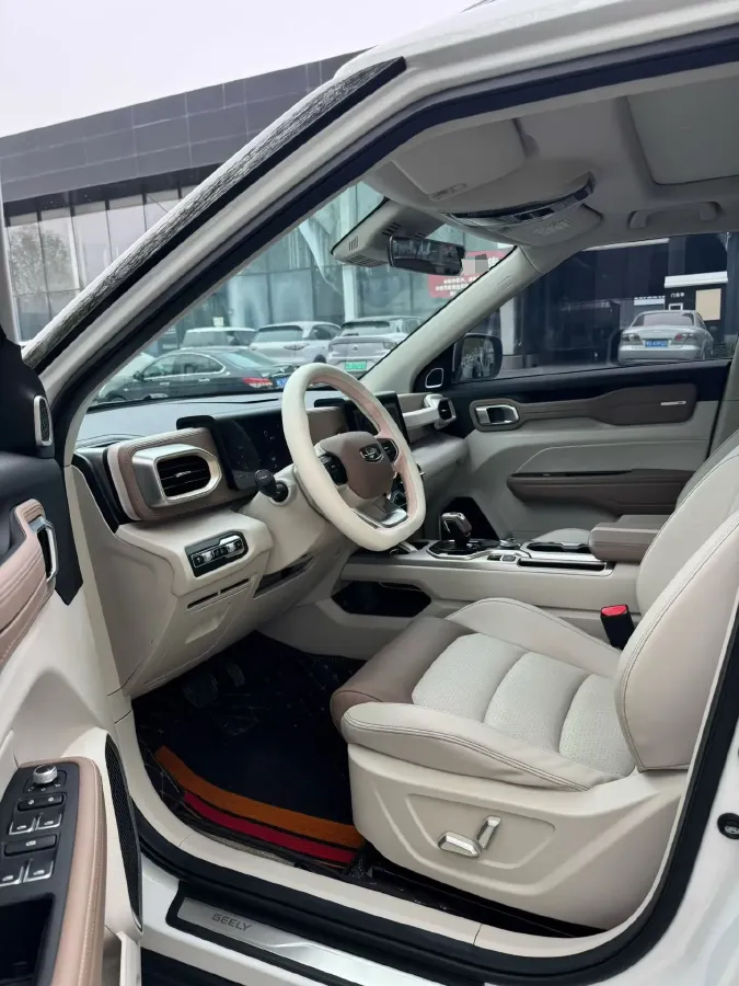 2022 Geely ICON 1.5T 177HP L3 6AT,autocango,china used car exporter,china ev exporter,chinese used car exporter,chinese used ev exporter