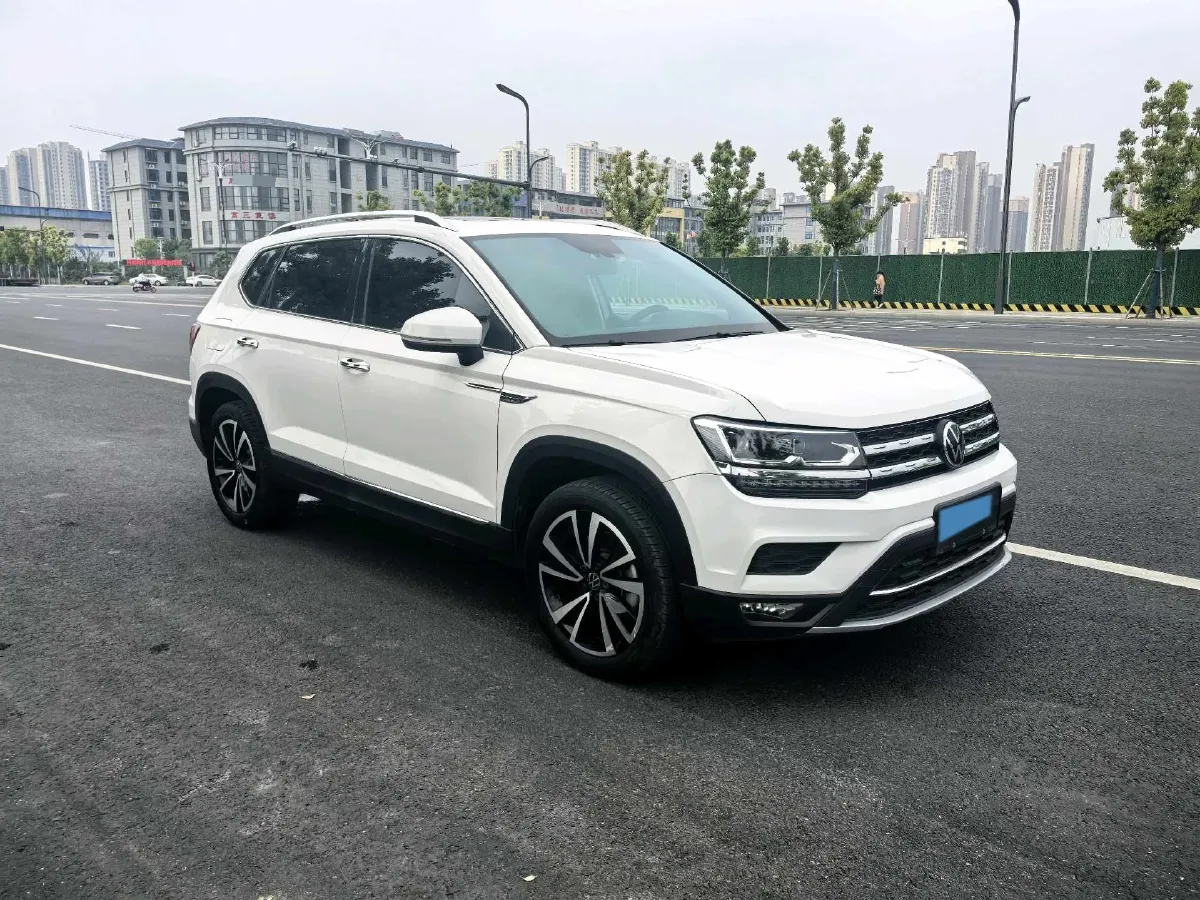 2022 Volkswagen Tharu 2.0T 186HP L4 7DCT,autocango,china used car exporter,china ev exporter,chinese used car exporter,chinese used ev exporter