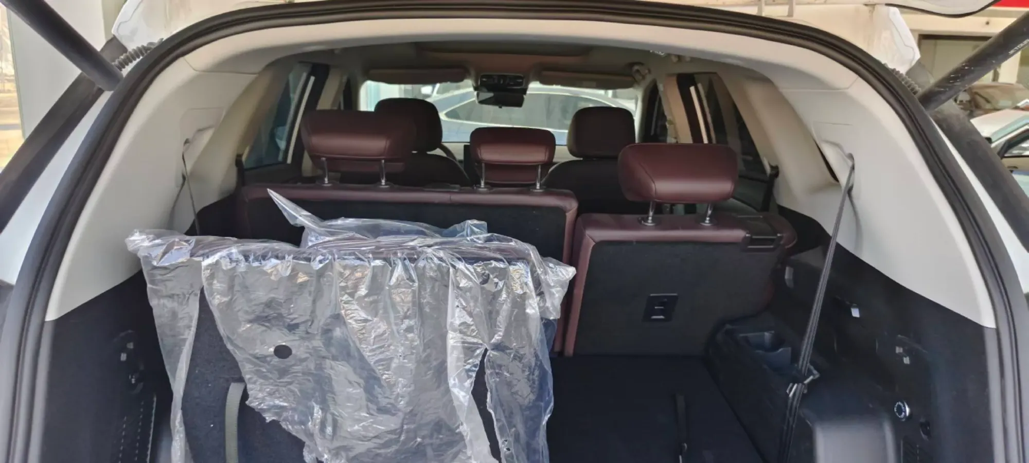 2024 Jetour X90 PRO 2.0T 254HP L4 7DCT,autocango,china used car exporter,china ev exporter,chinese used car exporter,chinese used ev exporter