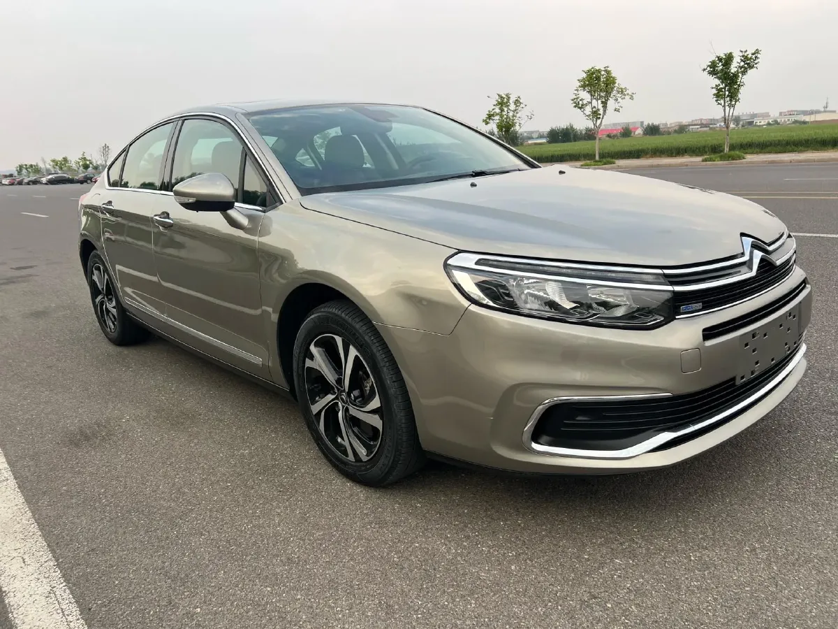 2017 Citroen C5 1.6T 167HP L4 6AT,autocango,china used car exporter,china ev exporter,chinese used car exporter,chinese used ev exporter