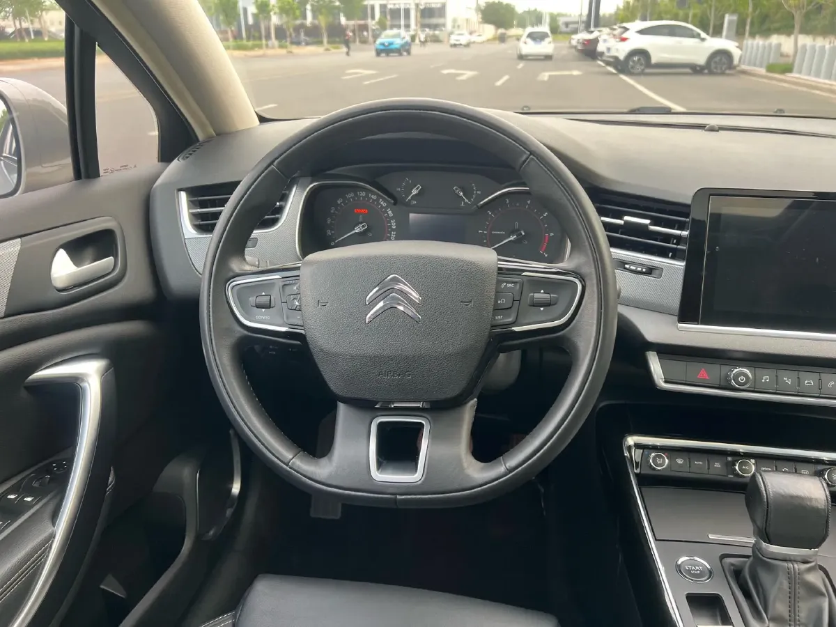 2017 Citroen C5 1.6T 167HP L4 6AT,autocango,china used car exporter,china ev exporter,chinese used car exporter,chinese used ev exporter