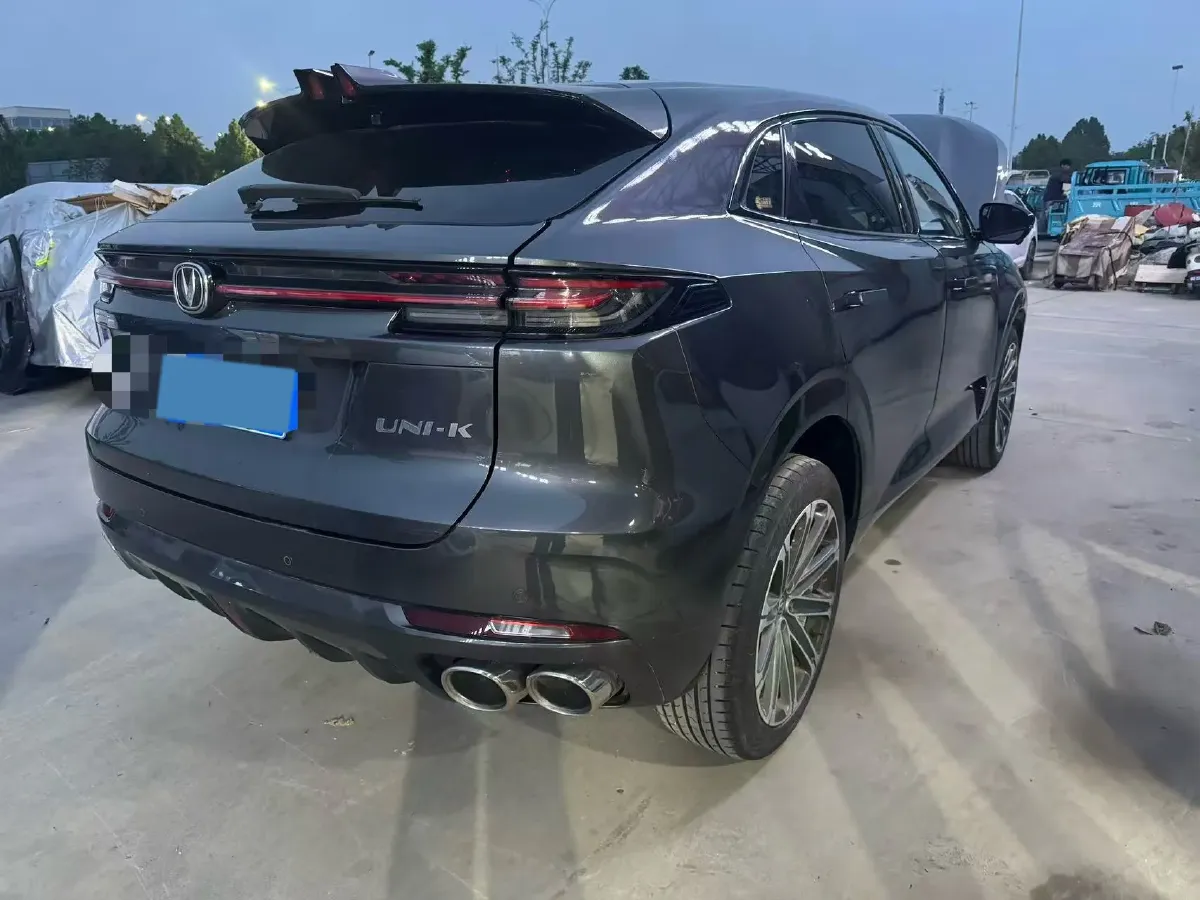 2021 ChangAn UNI-K 2.0T 233HP L4 8AT,autocango,china used car exporter,china ev exporter,chinese used car exporter,chinese used ev exporter