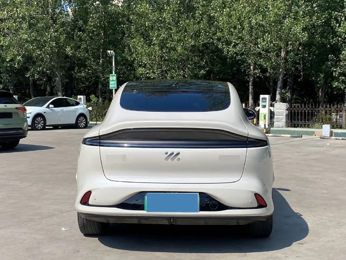 2023 IM LS6 BEV 71KWH,autocango,china used car exporter,china ev exporter,chinese used car exporter,chinese used ev exporter