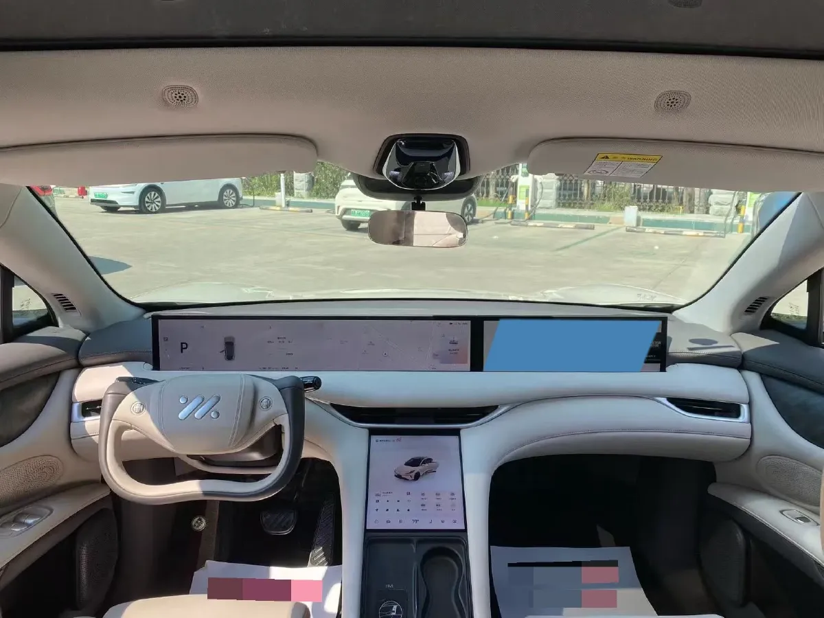 2023 IM LS6 BEV 71KWH,autocango,china used car exporter,china ev exporter,chinese used car exporter,chinese used ev exporter