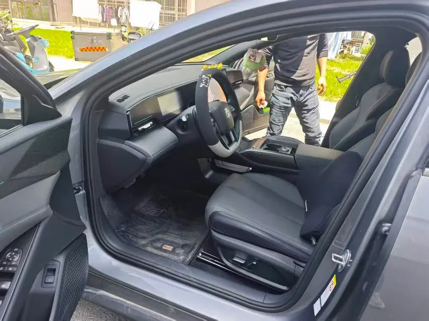 2025 BYD QinL BEV,autocango,china used car exporter,china ev exporter,chinese used car exporter,chinese used ev exporter