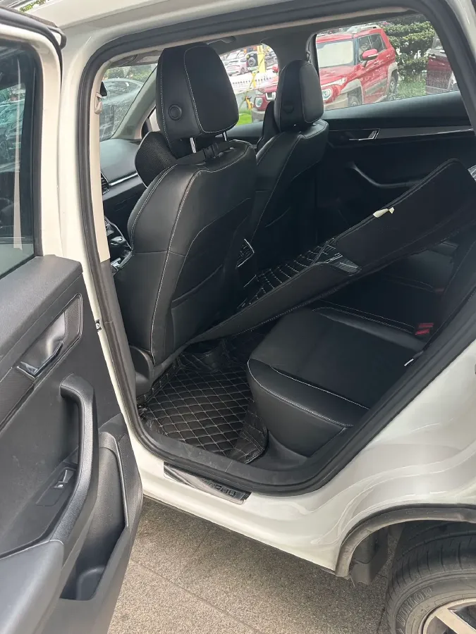 2018 Skoda Octavia 1.4T 150HP L4 7DCT,autocango,china used car exporter,china ev exporter,chinese used car exporter,chinese used ev exporter