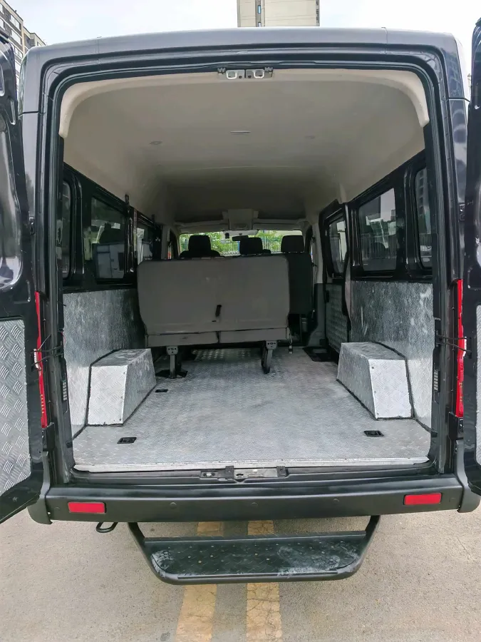 2021 DongFeng DFAC YuFeng 2.0T 136HP L4 6MT,autocango,china used car exporter,china ev exporter,chinese used car exporter,chinese used ev exporter