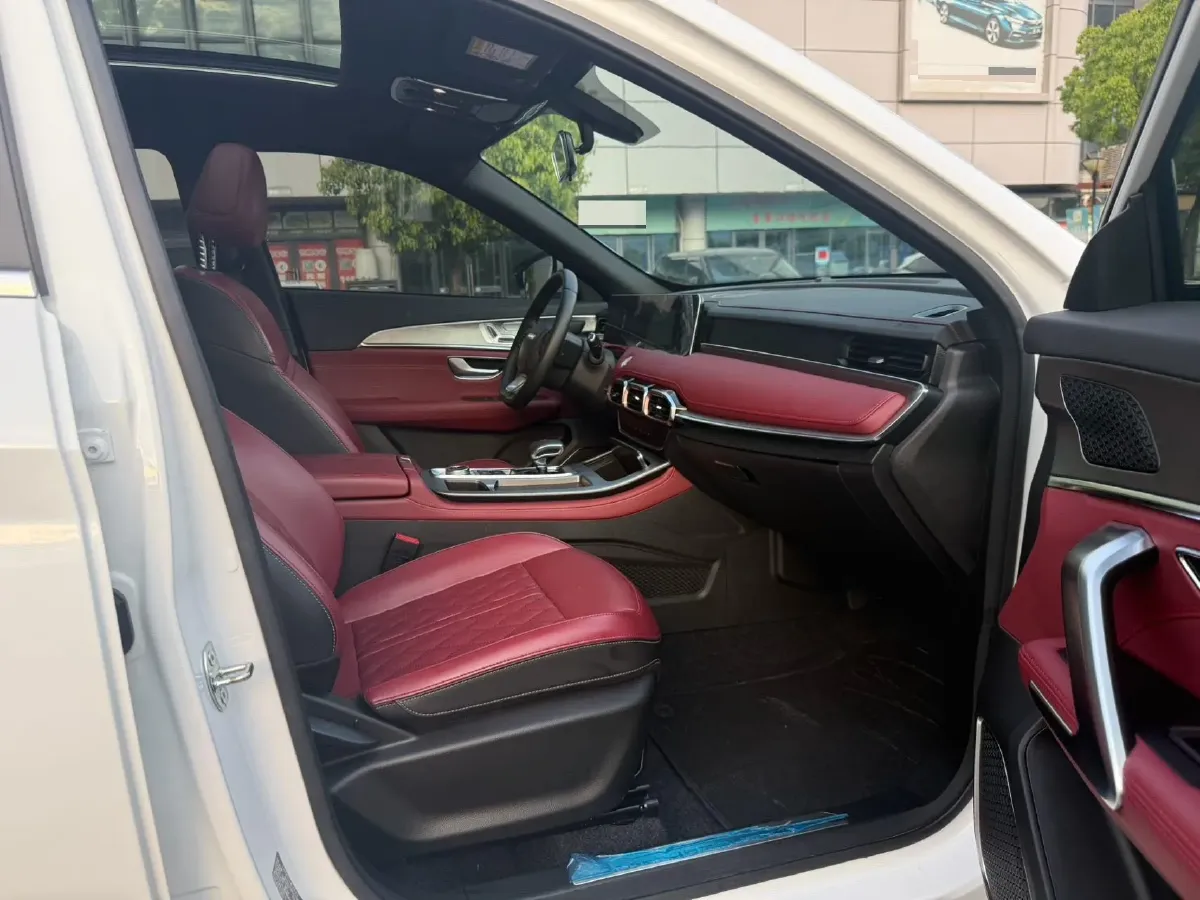 2024 Jetour X70 Plus 1.5T 156HP L4 6DCT,autocango,china used car exporter,china ev exporter,chinese used car exporter,chinese used ev exporter