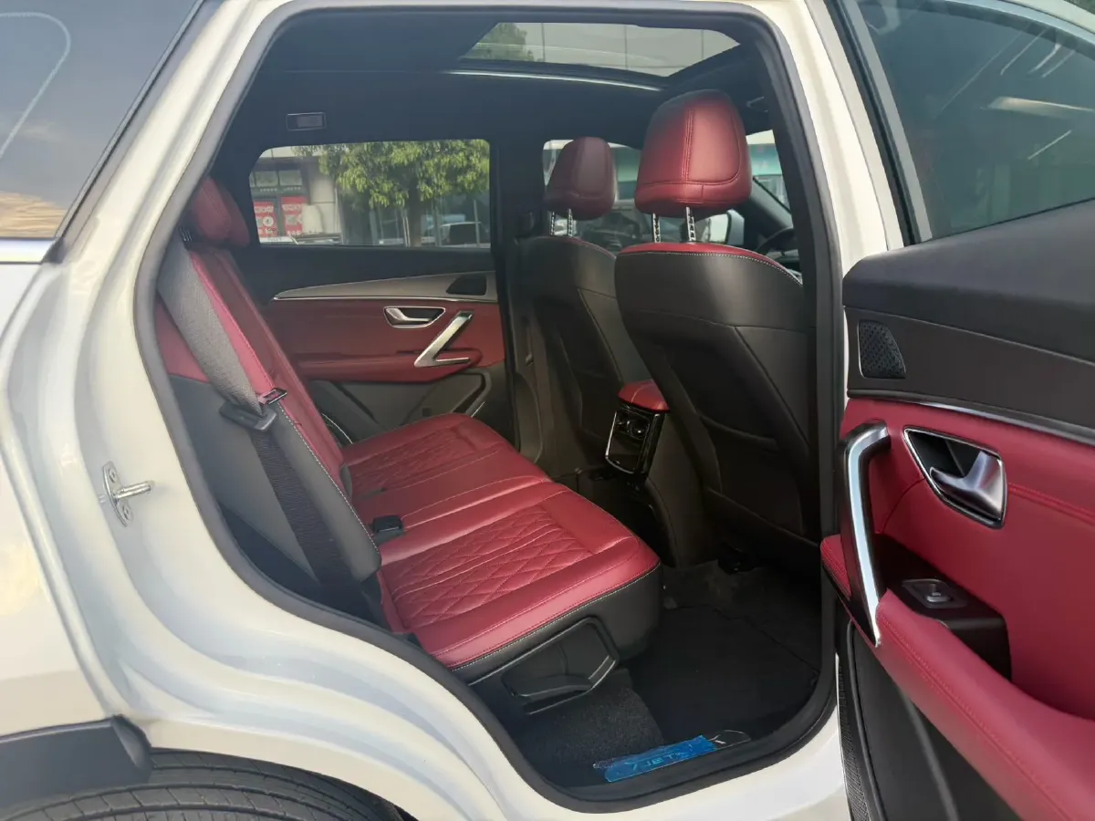 2024 Jetour X70 Plus 1.5T 156HP L4 6DCT,autocango,china used car exporter,china ev exporter,chinese used car exporter,chinese used ev exporter