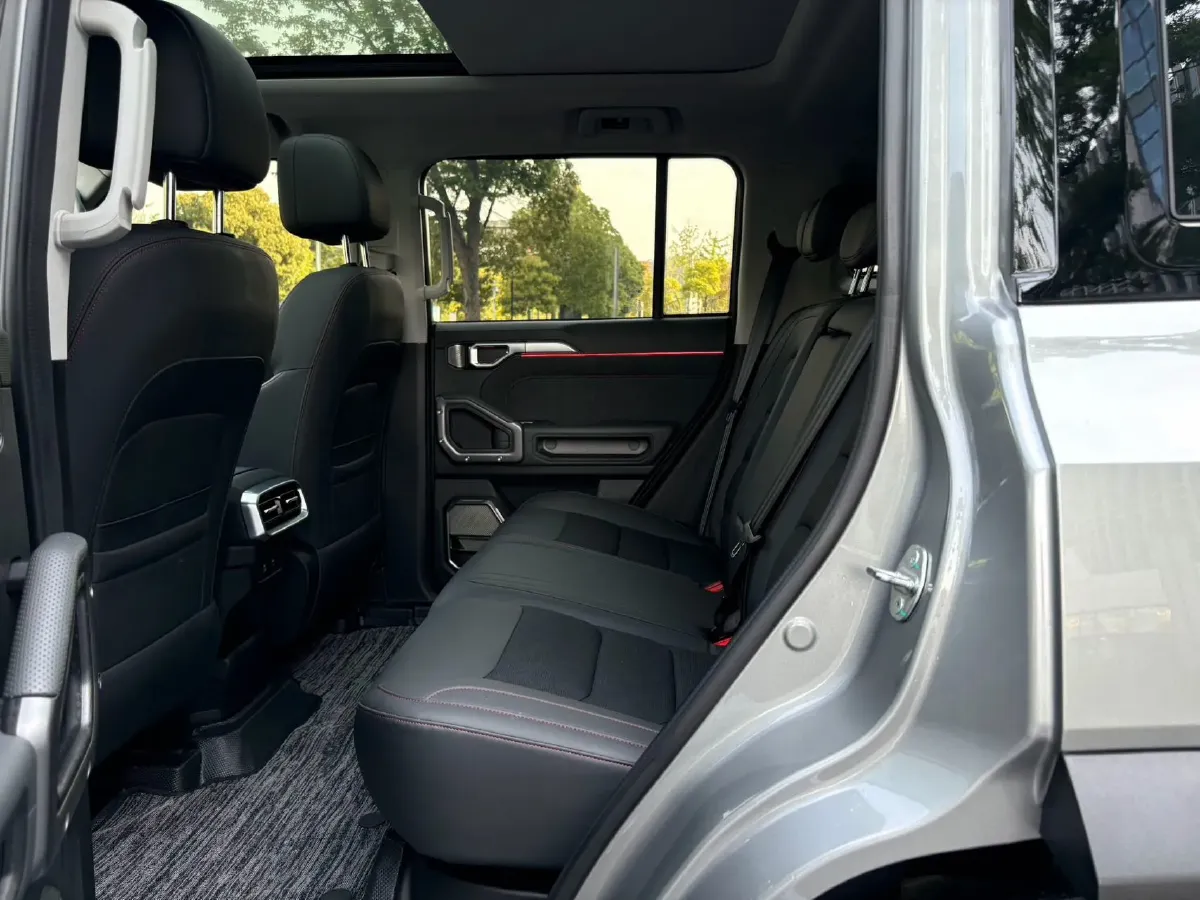 2023 Jetour Traveller 1.5T 184HP L4 7DCT,autocango,china used car exporter,china ev exporter,chinese used car exporter,chinese used ev exporter